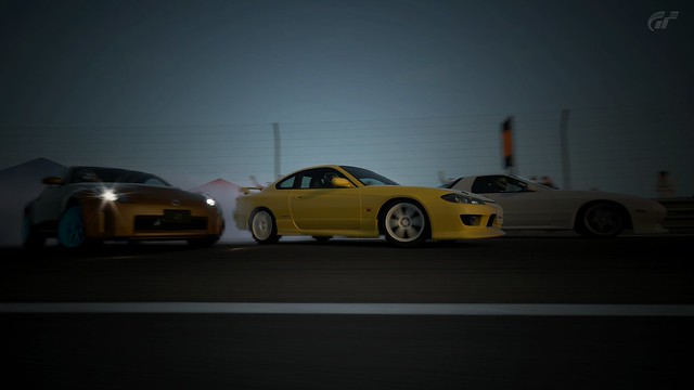 7554660030_b474d5feba_z.jpg