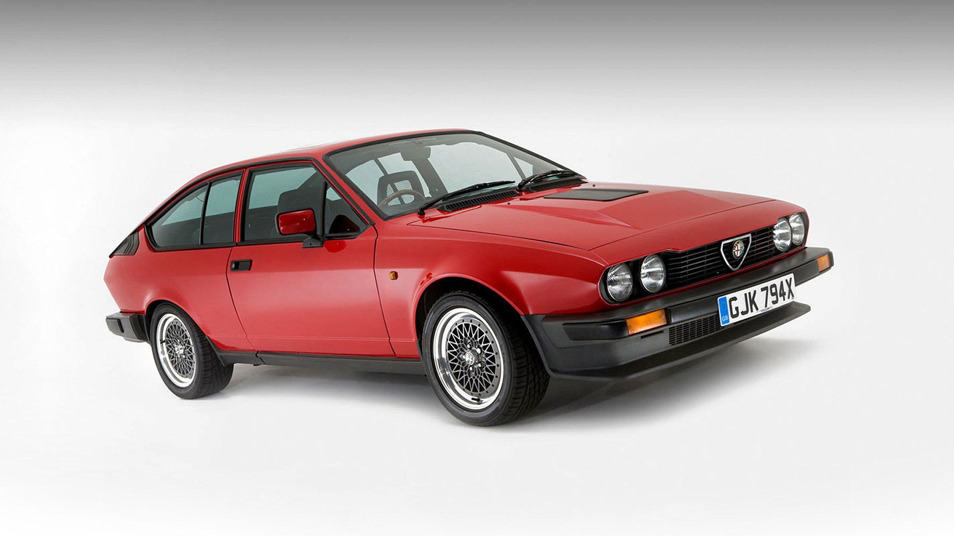 1983-alfa-romeo-gtv6.jpg