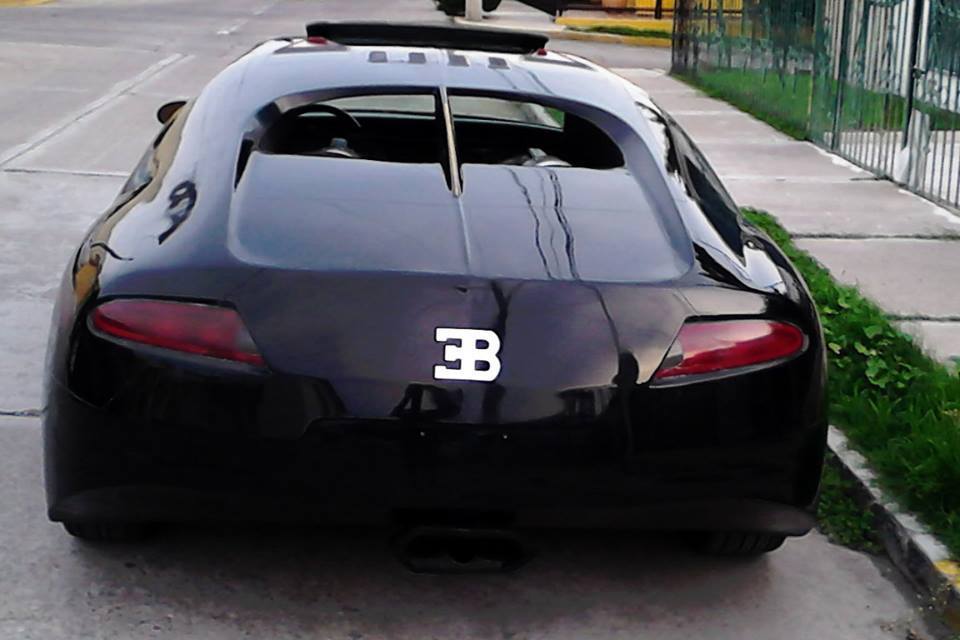 Bugatti-Replica-2.jpg