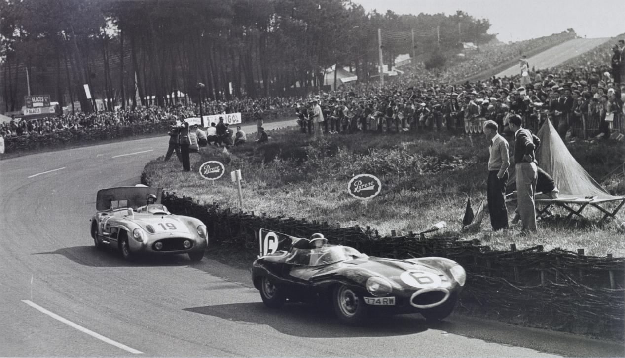 Mike-Hawthorn-Le-Mans.jpg