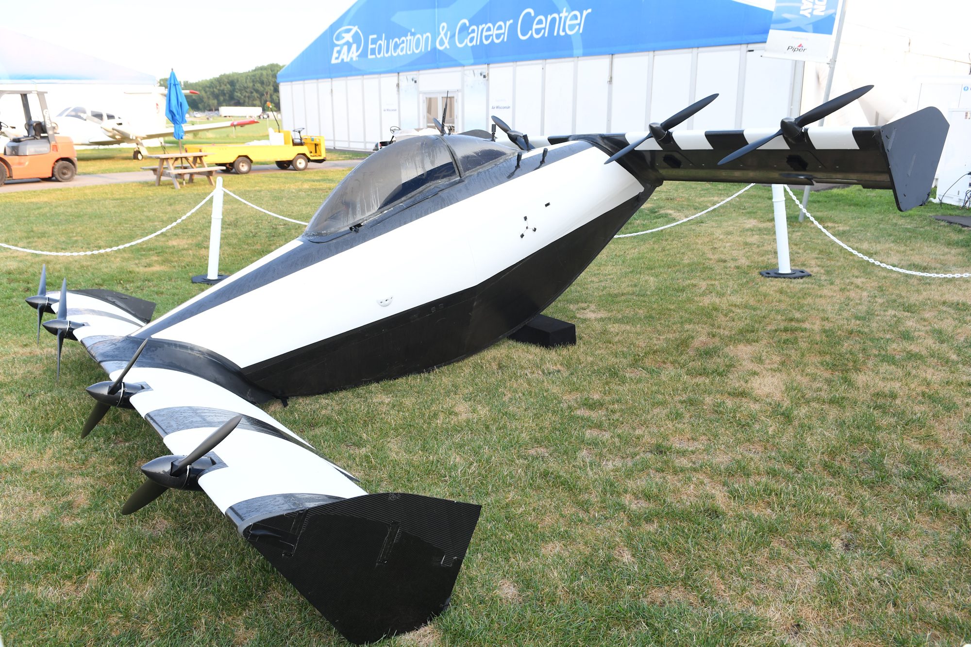 Opener-BlackFly-V2_KOSH_Oshkosh-WI_20180723_DSC_7273.jpg