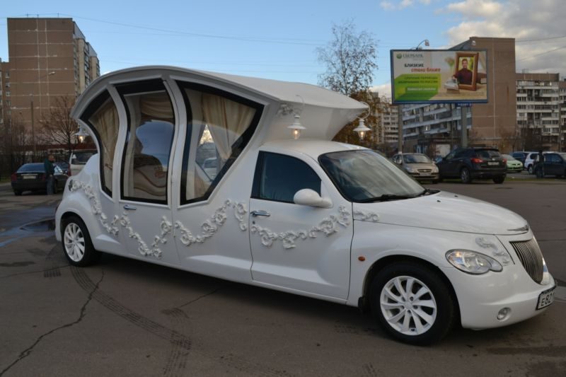 Car-Weird-Russian-Wedding-Cruiser-modified.jpg