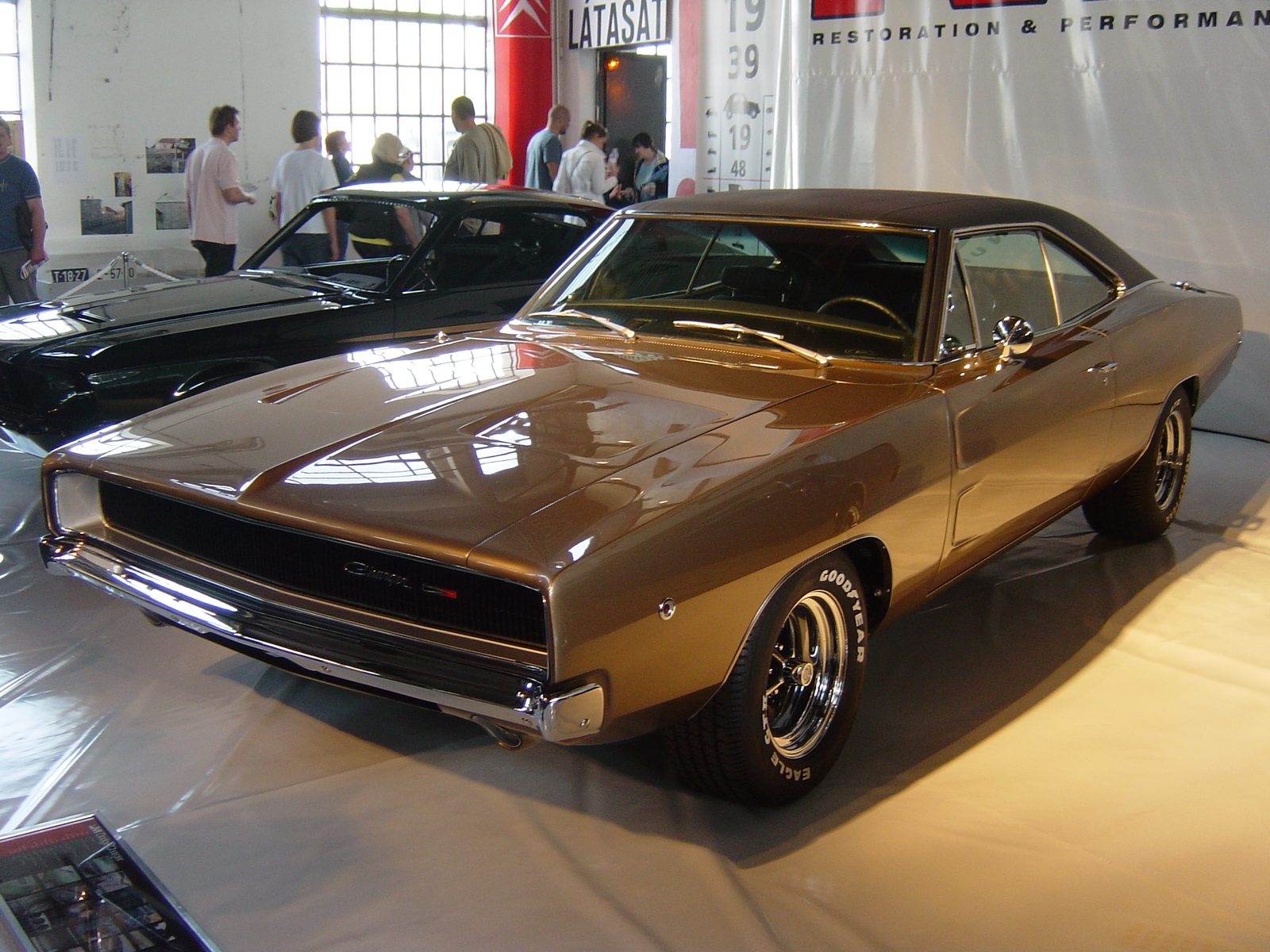 Oldtimer_Expo_2008_-_026_-_Dodge_Charger.jpg