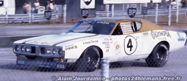 24h76_04_dodge.jpg