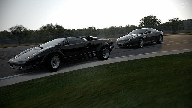 14593072252_912eaa3454_z.jpg
