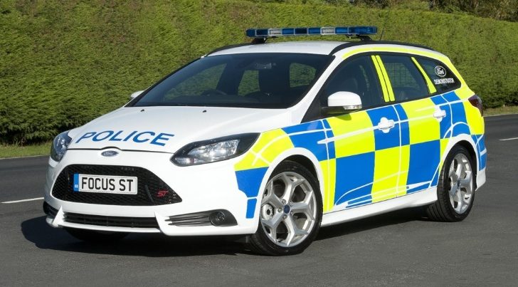 new-ford-focus-st-becomes-police-car-in-uk-photo-gallery-50876_1.jpg