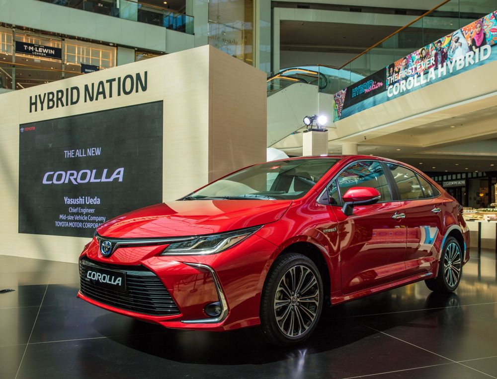 Toyota_Corolla.jpg
