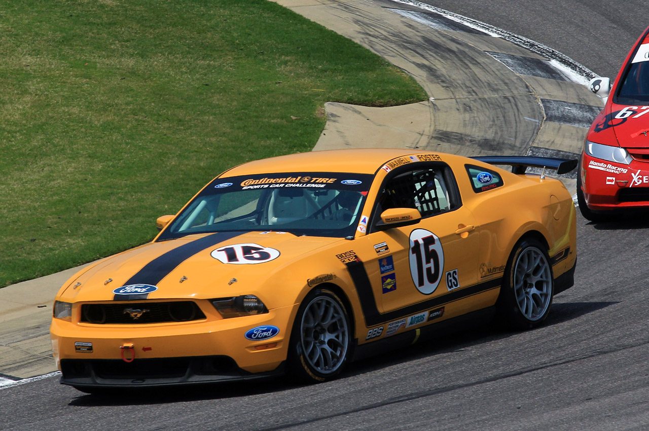 01-boss-302r-barber-2011.jpg