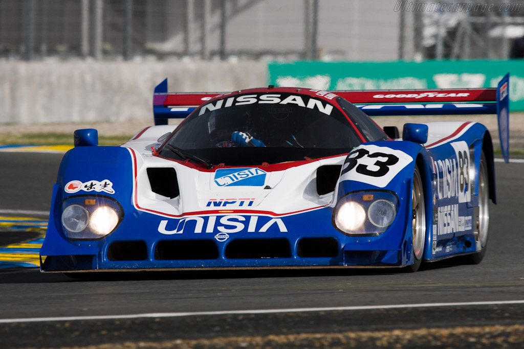 Nissan-R90CK_7.jpg