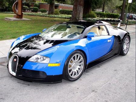 black-bugatti-blue-veyron.jpg