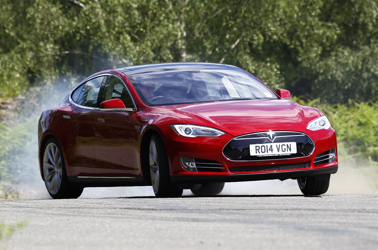 tesla-model-s-rhd-2014-0002.JPG