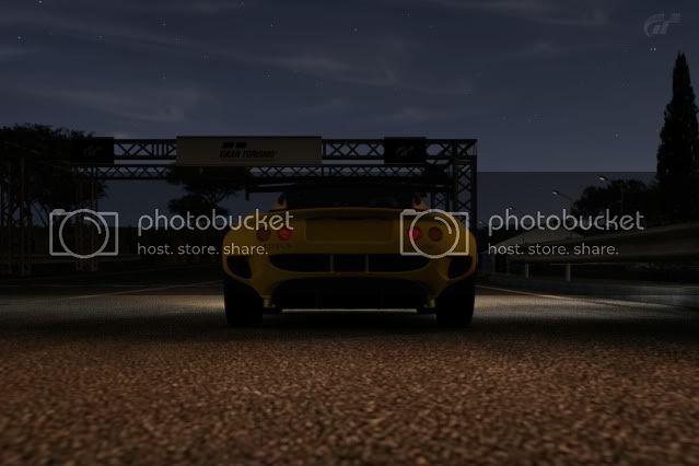ToscanaTarmac_18-4.jpg