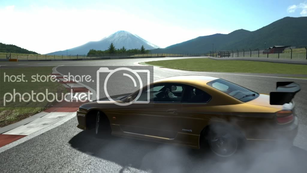 FujiSpeedwayF_1.jpg