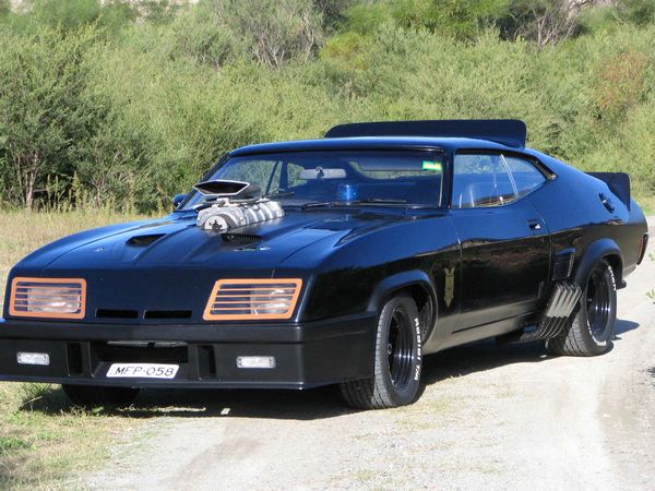 25866001madmax_car.jpg