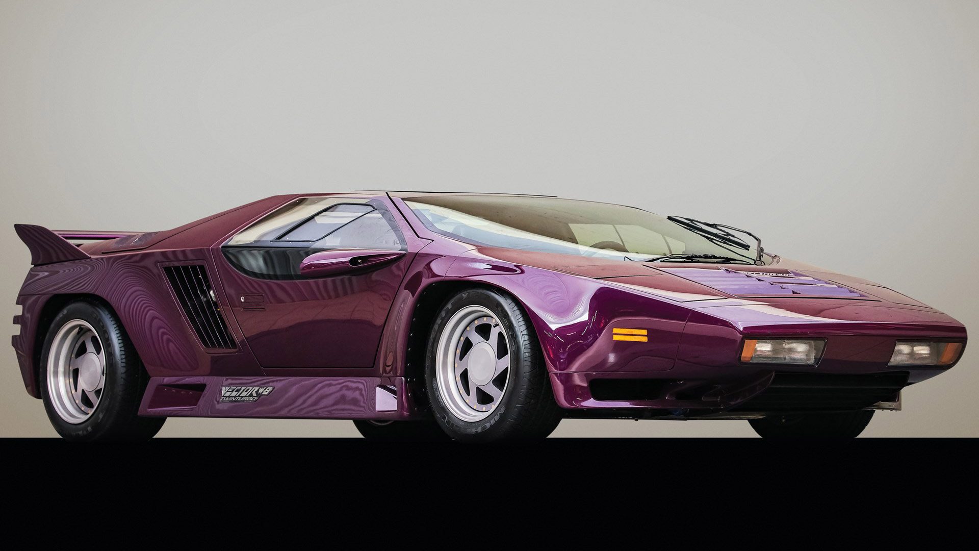 1991-Vector-W8-Twin-Turbo-2.jpg