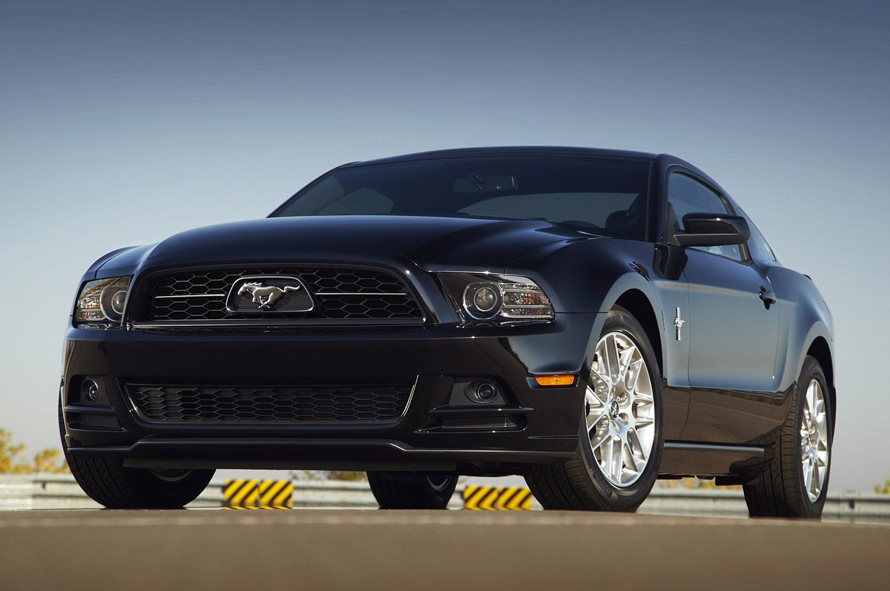 2013-ford-mustang-v6-pp.jpg