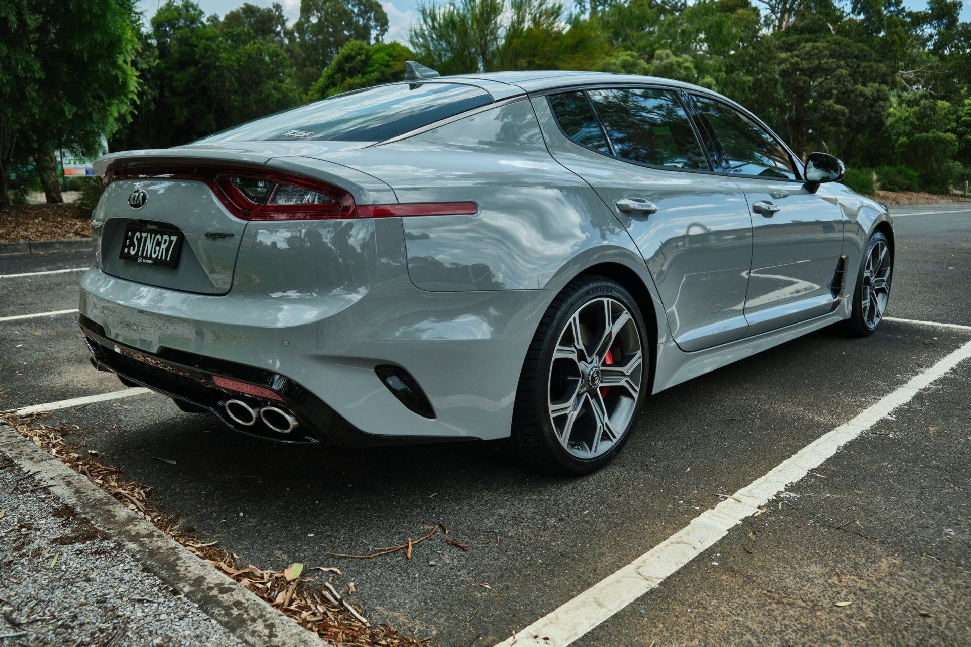 Kia-Stinger-3.jpg