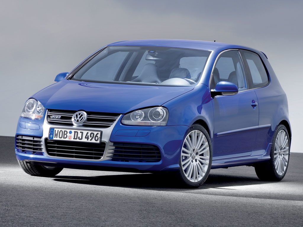 vw_r32_01.jpg