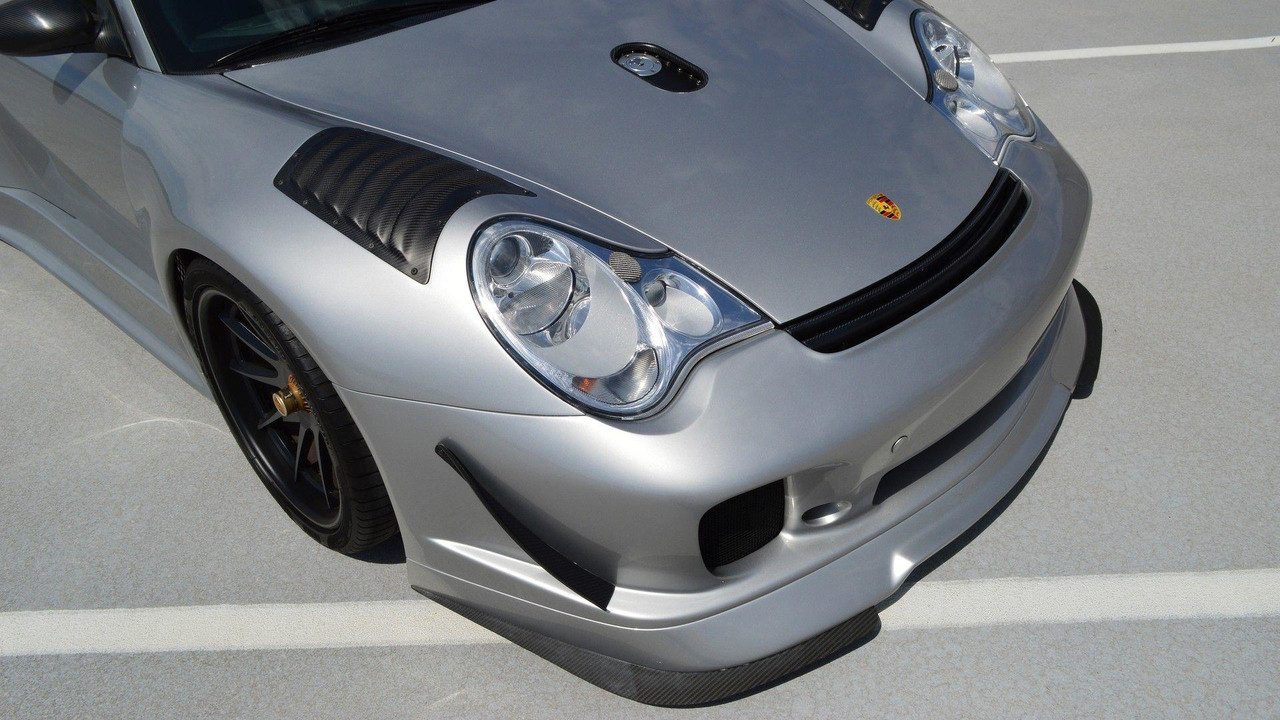 2002-porsche-911-gt2-custom.jpg