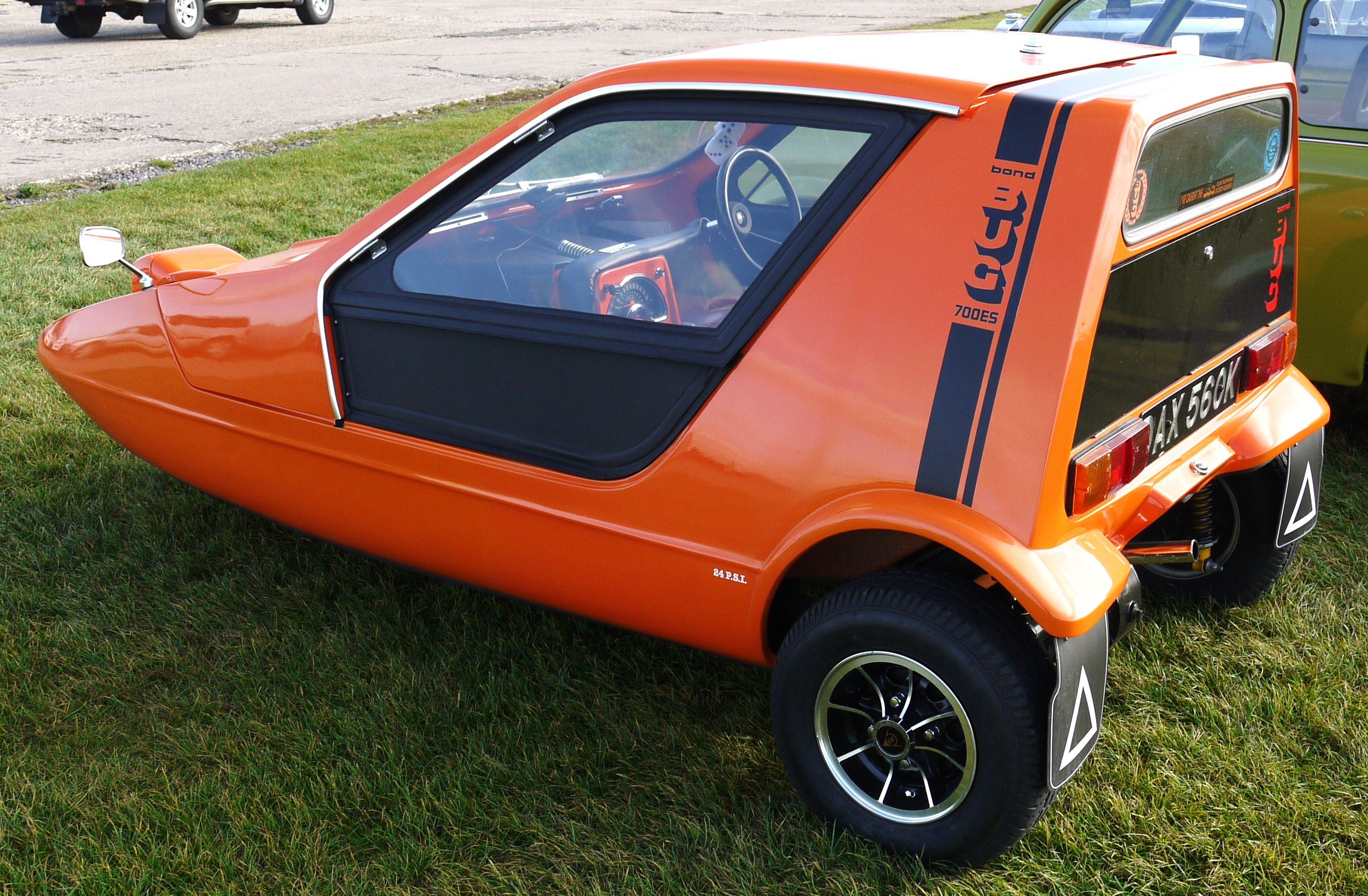 Bond_Bug_3_Wheeler_-_Flickr_-_mick_-_Lumix.jpg