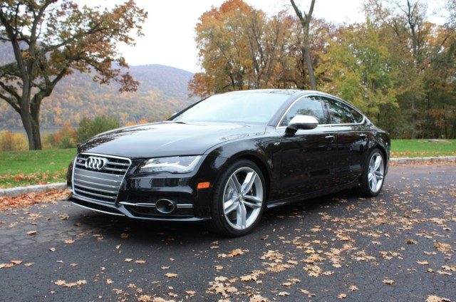 2013-audi-s7_100408349_m.jpg
