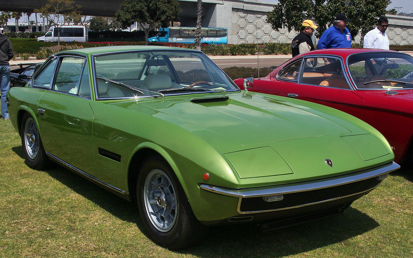 1969_Lamborghini_Islero_S_-_fvr.jpg