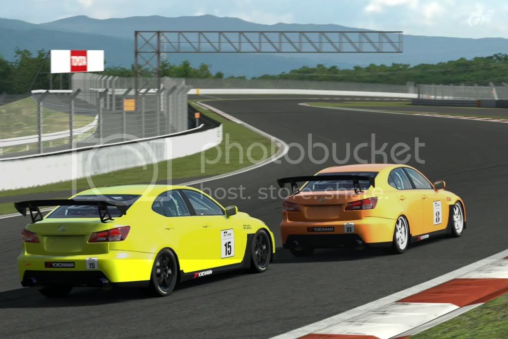 FujiSpeedwayF_30.jpg
