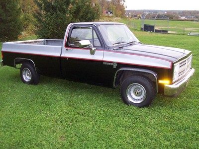 28191871-056-1984-CHEVY-TRUCK-CUSTOM-DELUXE.jpg