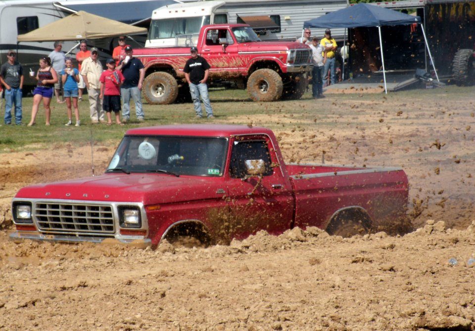 ford-truck-stuck.jpg