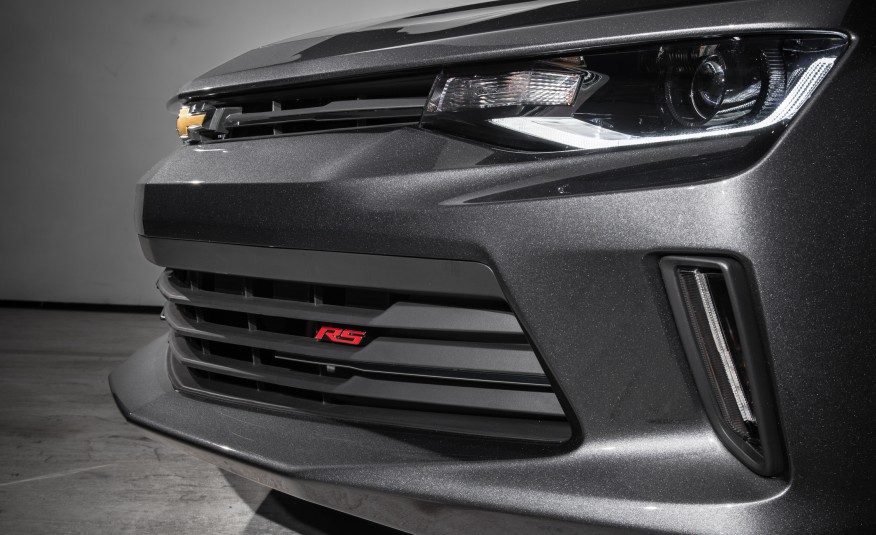 2016-Chevrolet-Camaro-RS-105-876x535.jpg