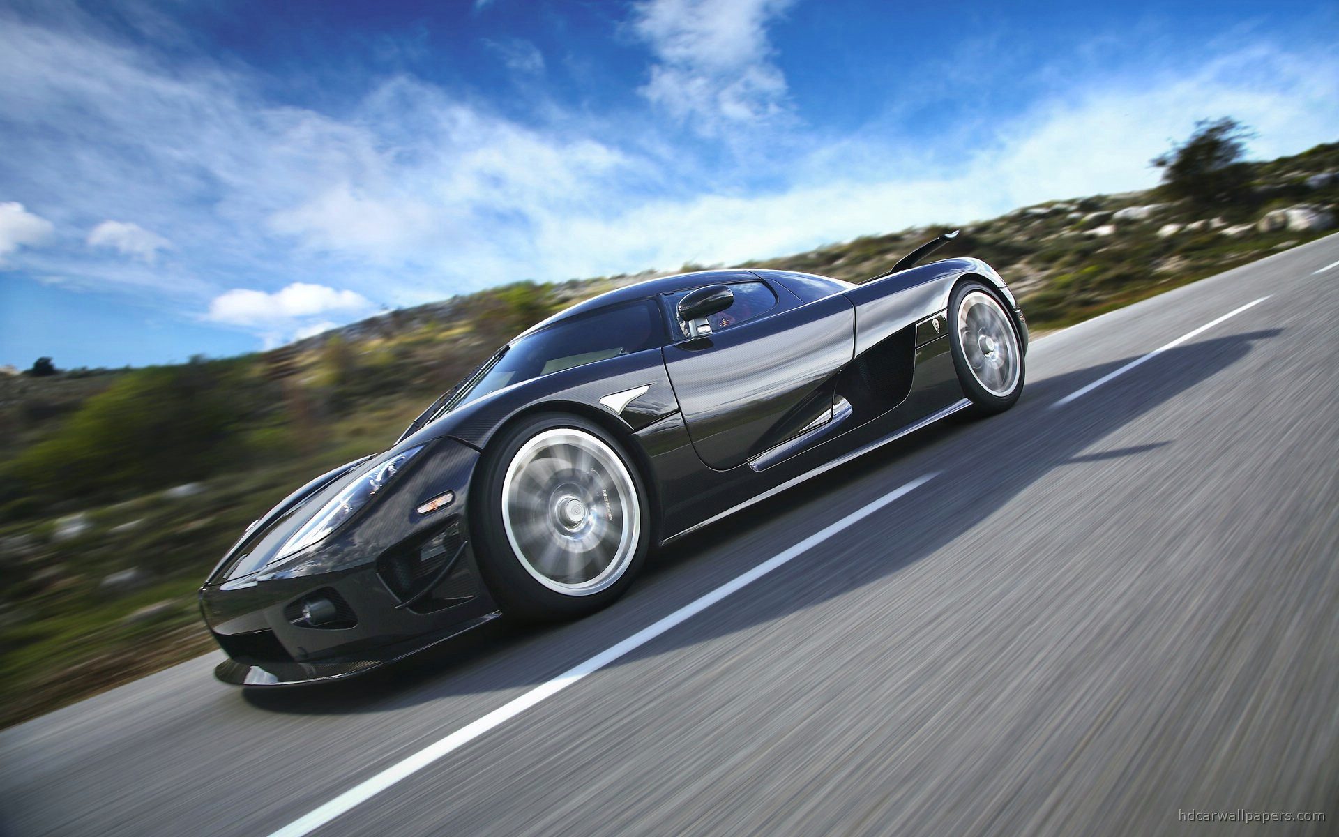 4197314-koenigsegg-ccxr-edition-car-studio-2.jpg