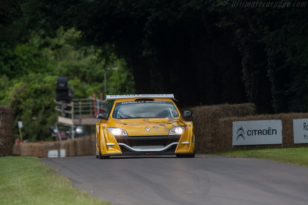 Renault-Megane-Trophy-II-93995.jpg