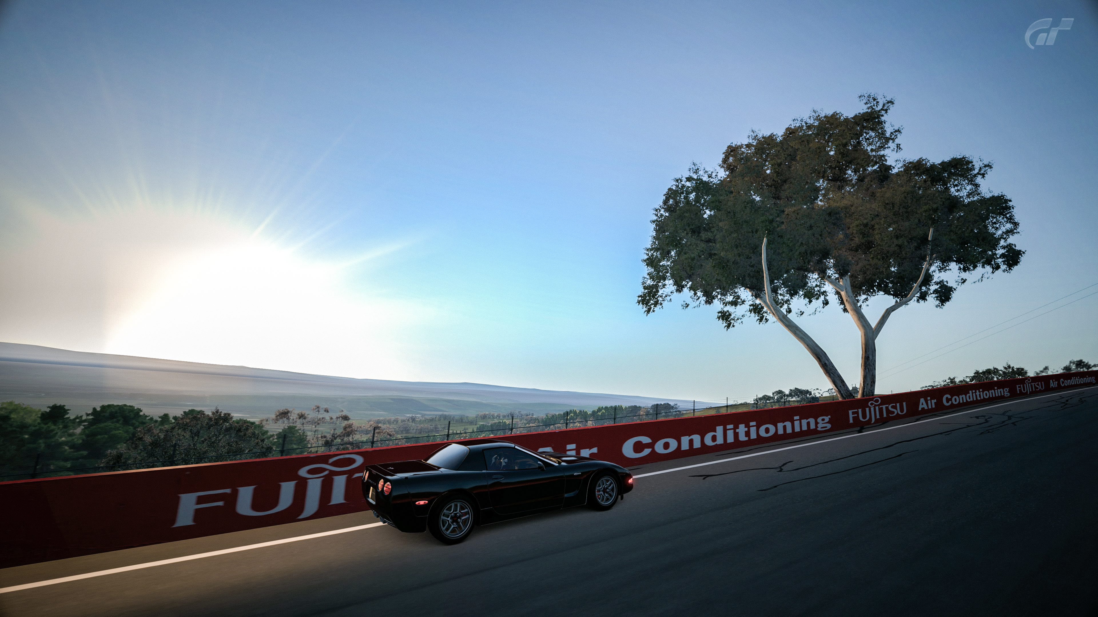 Mount%20Panorama%20Motor%20Racing%20Circuit_11.jpg