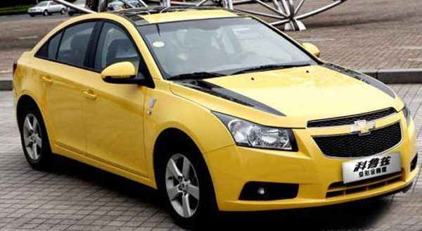 Chevrolet-cruze-transformer-edition1.jpg