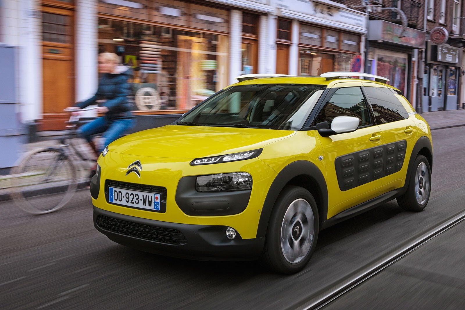 87404-citroen-c4-cactus-1.jpg