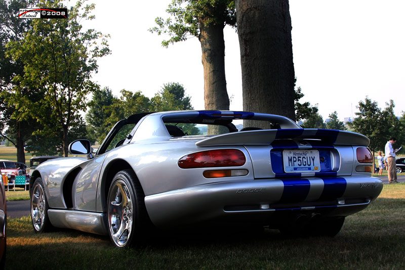 Dodge_Viper_RT-10_2.jpg