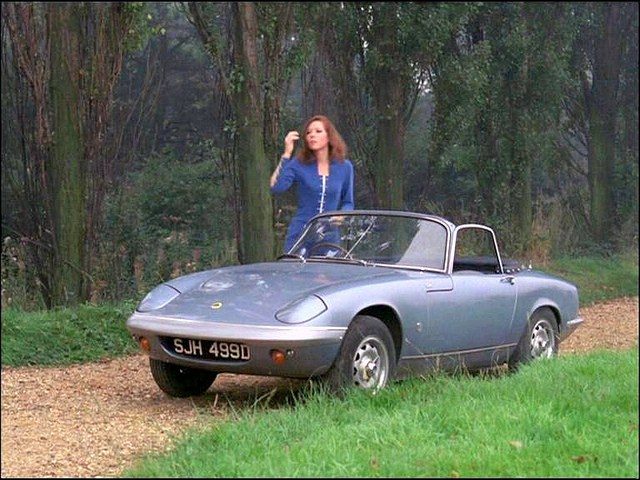 Lotus-Elan-Emma-Peel.jpg