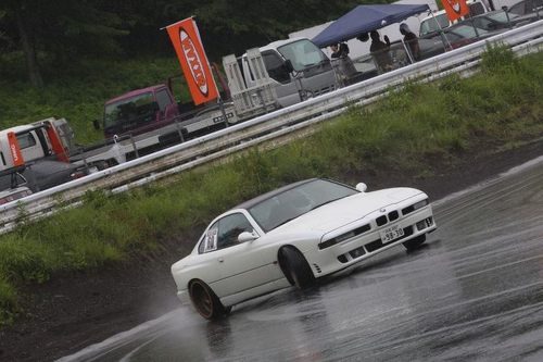 drift-bmw-8-series.jpg