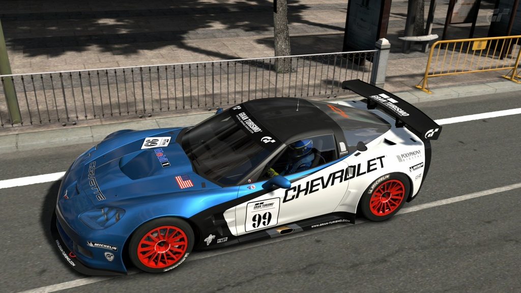 Uxi_ZR1RM_side_sm.jpg