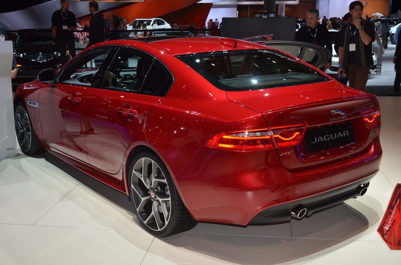 15-LA-S185E.jpg