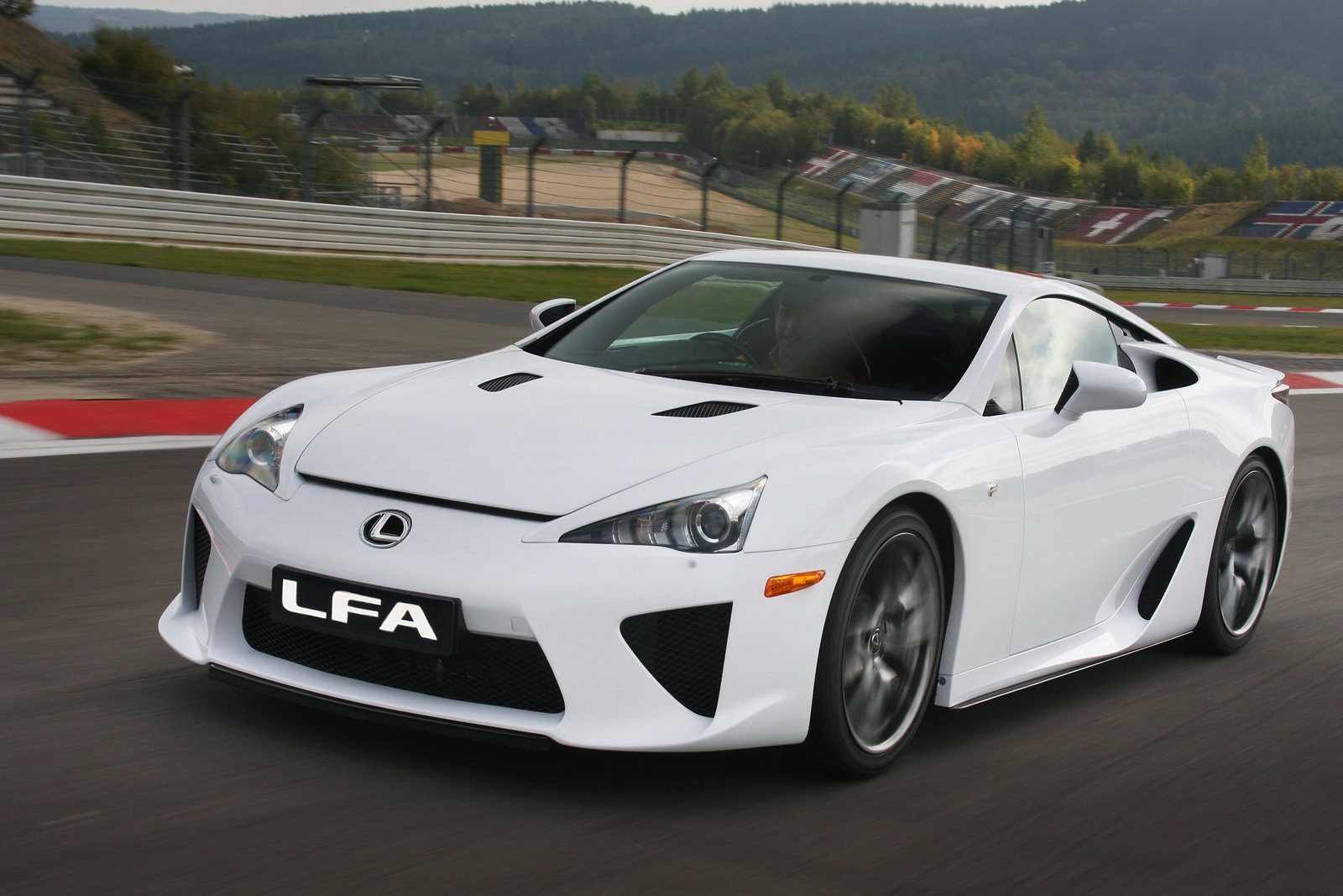 Lexus+LFA+(7).jpg
