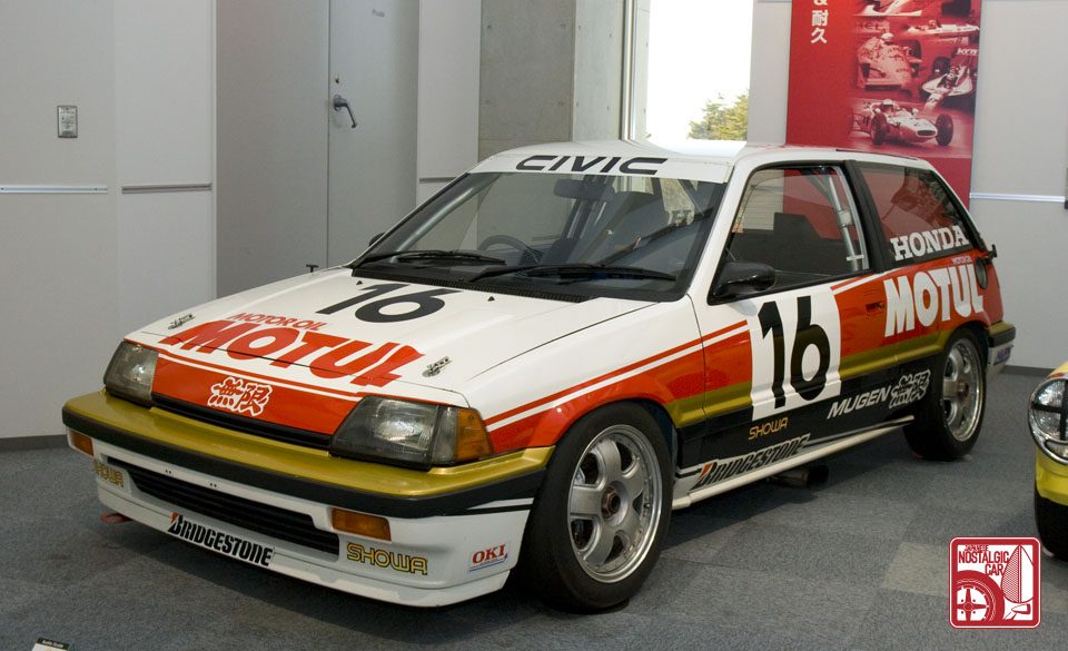 1987-E-AT-Honda-Civic-Si-Motul.jpg