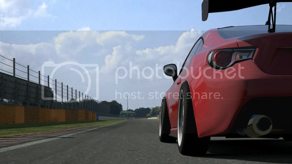 TsukubaCircuit_28_zps5b112fe0.jpg