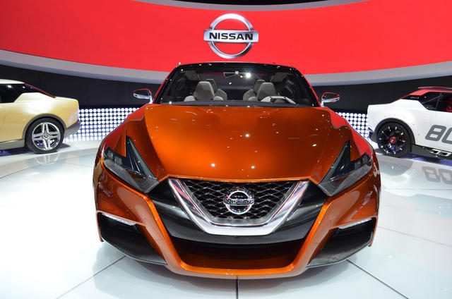 Nissan-Sport-Sedan-Concept-02.jpg