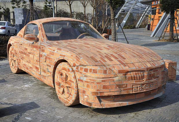 brick-car_1801667i.jpg