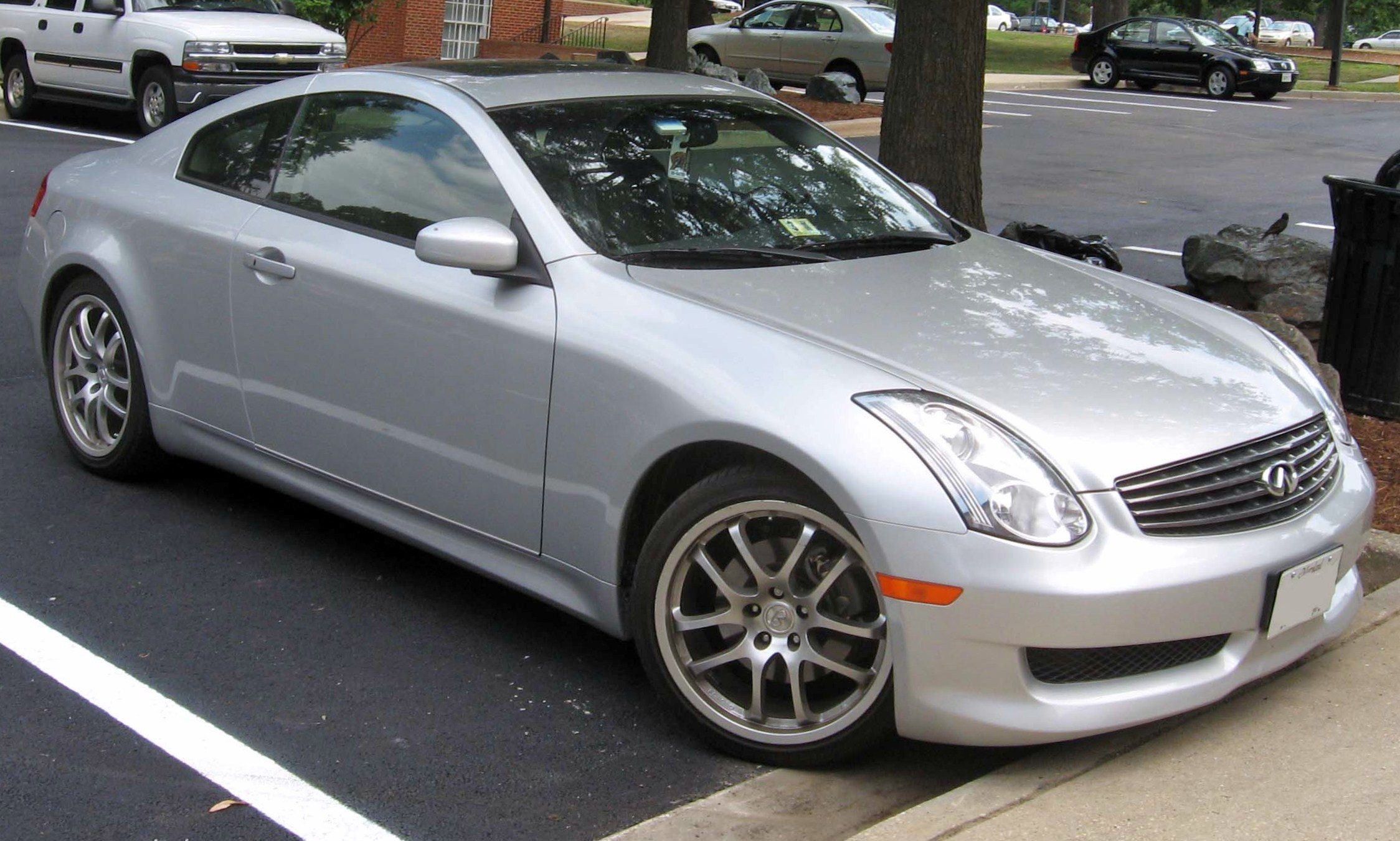 2006-Infiniti-G35-coupe.jpg