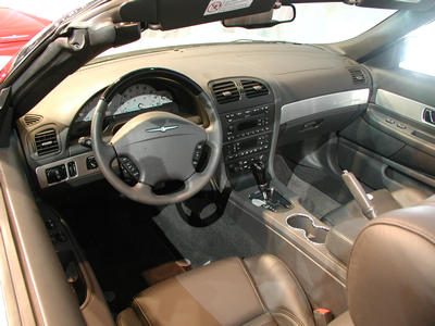 naias2001-thunderbird-inside.jpg