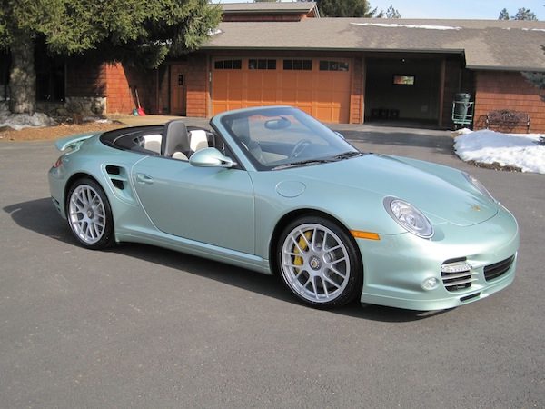 porsche-turbos-ice-mist.jpg