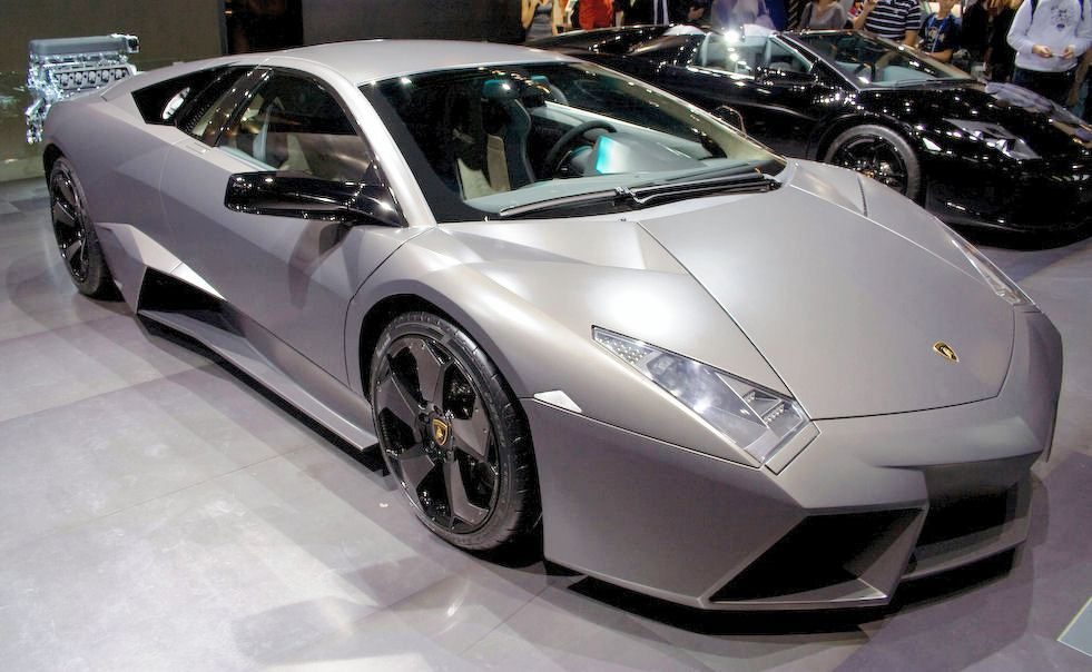 lamborghini_reventon_photo.jpg