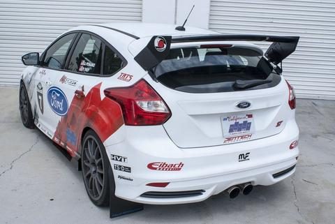 rally-innovation-rear-hatch-wing-ford-focus-st-2013-2014-2_large.jpg